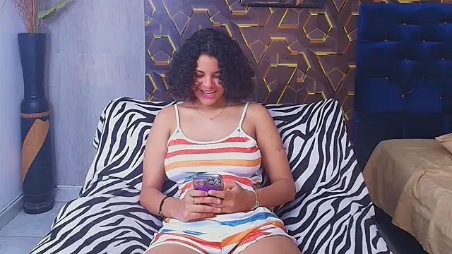 miss leidy  online show from 05/22/26, 02:51