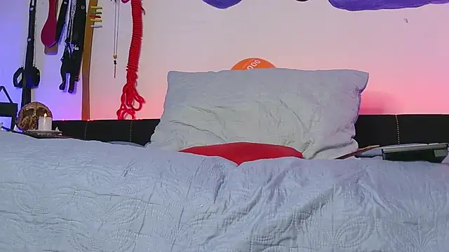 MeganBrown4 online show from 09/22/25, 05:48