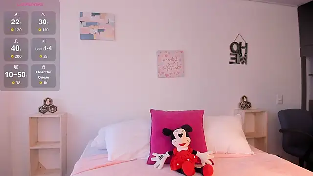 Snapshot of Natalia__Miller chatting on 09/10/25, 08:53 Natalia Miller online show from 09/10/25, 08:53