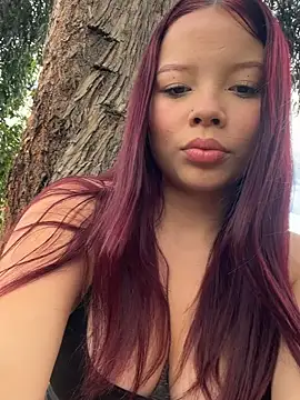 Snapshot of Natalia__Miller chatting on 09/23/25, 04:10 Natalia Miller online show from 09/23/25, 04:10