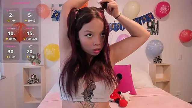 Snapshot of Natalia__Miller chatting on 10/08/25, 01:42 Natalia Miller online show from 10/08/25, 01:42