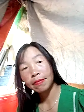 Snapshot of hera-00 chatting on 09/23/25, 01:52 hera-00 online show from 09/23/25, 01:52