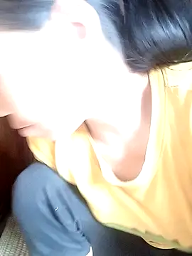 Snapshot of hera-00 chatting on 10/13/25, 06:46 hera-00 online show from 10/13/25, 06:46