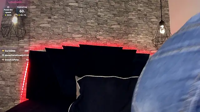 Emily Brown18 online show from 05/28/26, 03:48