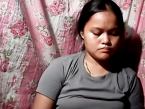 Snapshot of Exotichotpeanut-pinay chatting on 09/11/25, 10:48 Exotichotpeanut-pinay online show from 09/11/25, 10:48