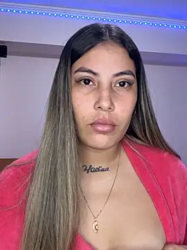 Snapshot of obedient_whore_messyy chatting on 10/11/25, 08:29 obedient whore messyy online show from 10/11/25, 08:29