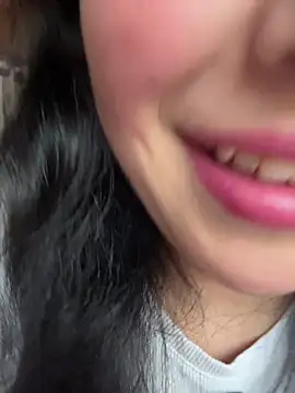 Mia salinass online show from 07/22/26, 07:16