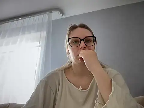 Snapshot of NikexPretty chatting on 03/22/26, 11:13 NikexPretty online show from 03/22/26, 11:13