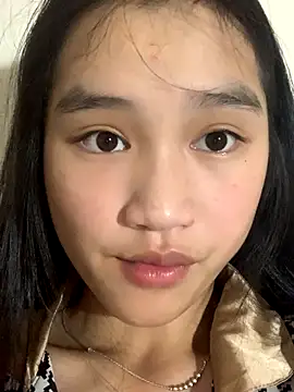 Snapshot of -Lie-06 chatting on 10/10/25, 06:45 -Lie-06 online show from 10/10/25, 06:45