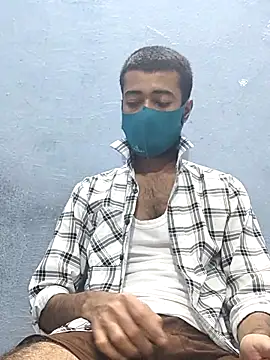 Snapshot of GirlsCrush_ chatting on 09/22/25, 05:26 GirlsCrush  online show from 09/22/25, 05:26