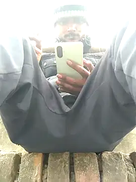 Snapshot of shektiwari chatting on 12/22/25, 05:59 shektiwari online show from 12/22/25, 05:59