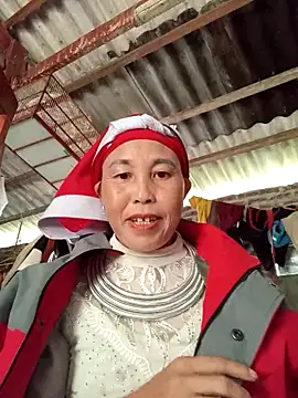 me-cute online show from 11/14/25, 02:10