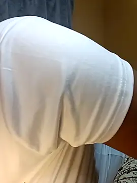 HappygalTheQueen online show from 11/22/25, 07:46