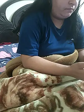 payal 261072  online show from 12/14/25, 09:52