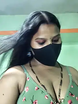 Shneeha le online show from 02/03/26, 05:29