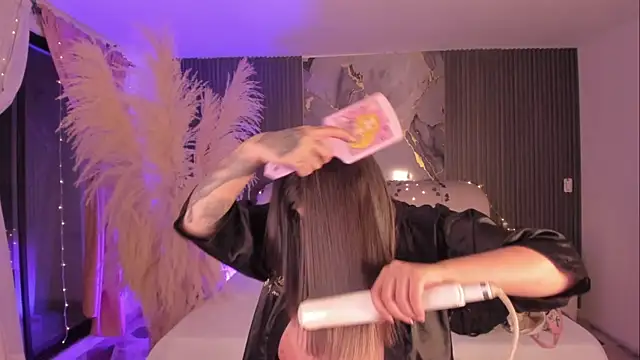 SarahCastro1  online show from 03/26/26, 05:46