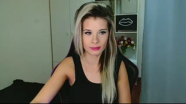 KristineGlow online show from 01/12/26, 07:24