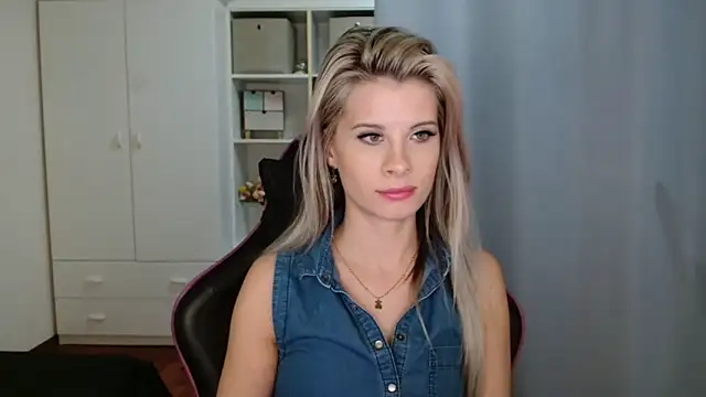 KristineGlow online show from 02/28/26, 07:15