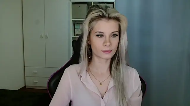 KristineGlow online show from 03/02/26, 07:59