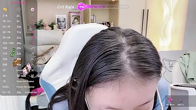 Naiyi-babe online show from 10/20/25, 04:07