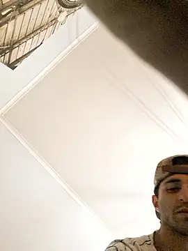 zaikman19 online show from 05/30/26, 06:49