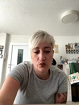 Rozendefotz online show from 09/20/25, 08:04