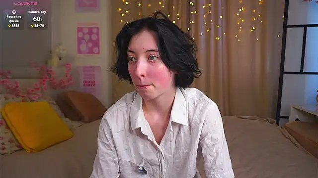 JuanaFriesz online show from 03/07/26, 09:28