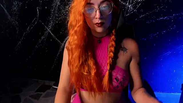 RoxanneStorm  online show from 05/11/26, 05:13