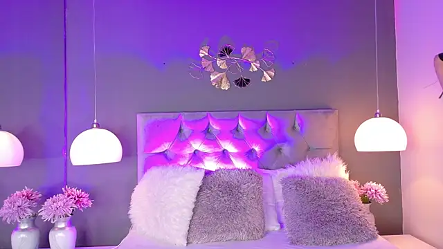 kendalFox  online show from 04/02/26, 03:15