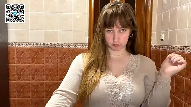 MaroonMoon  online show from 03/29/26, 07:47