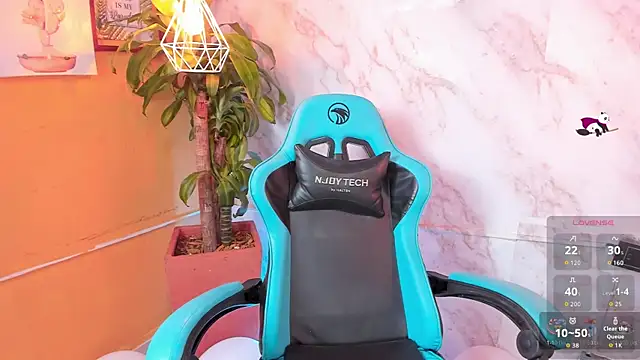 cristal herrera  online show from 11/04/25, 04:33