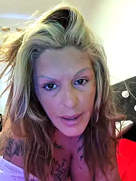 canariamorbosa online show from 11/19/25, 04:51