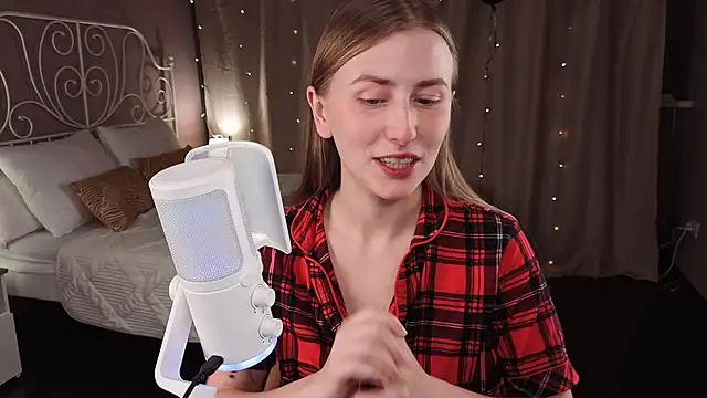 VesperaCeleste online show from 11/12/25, 05:41