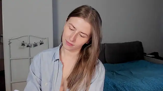 VesperaCeleste online show from 01/10/26, 08:27