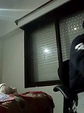 Snapshot of 0800cristean chatting on 09/14/25, 02:22 0800cristean online show from 09/14/25, 02:22