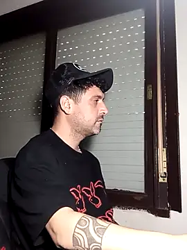 Snapshot of 0800cristean chatting on 11/30/25, 10:08 0800cristean online show from 11/30/25, 10:08