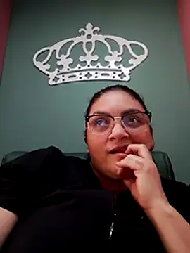 tiffany Johnson1 online show from 12/01/25, 04:01