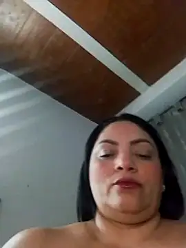 Snapshot of tiffany_Johnson1 chatting on 04/23/26, 02:24 tiffany Johnson1 online show from 04/23/26, 02:24