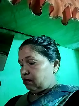 Snapshot of Manavi_x chatting on 09/20/25, 04:57 Manavi x online show from 09/20/25, 04:57