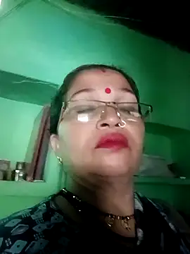 Snapshot of Manavi_x chatting on 10/10/25, 10:36 Manavi x online show from 10/10/25, 10:36