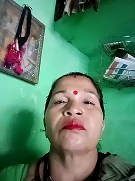 Snapshot of Manavi_x chatting on 10/21/25, 09:21 Manavi x online show from 10/21/25, 09:21