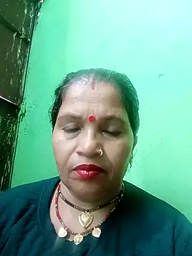 Snapshot of Manavi_x chatting on 10/24/25, 10:22 Manavi x online show from 10/24/25, 10:22