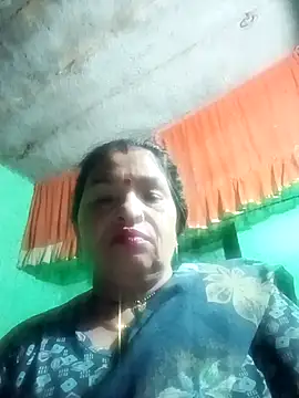 Snapshot of Manavi_x chatting on 10/28/25, 10:34 Manavi x online show from 10/28/25, 10:34