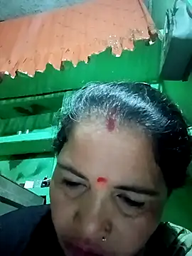 Snapshot of Manavi_x chatting on 01/15/26, 03:16 Manavi x online show from 01/15/26, 03:16