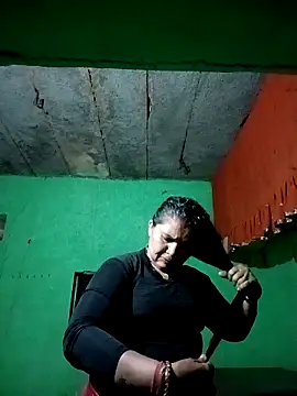 Snapshot of Manavi_x chatting on 02/24/26, 03:32 Manavi x online show from 02/24/26, 03:32