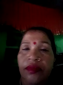 Manavi x online show from 04/01/26, 12:17