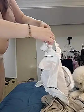 Lovelyanan online show from 10/03/25, 06:05