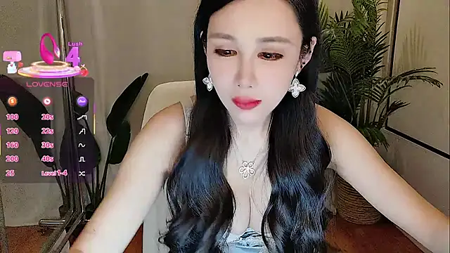 Snapshot of Cuteazhu chatting on 10/23/25, 12:59 Cuteazhu online show from 10/23/25, 12:59