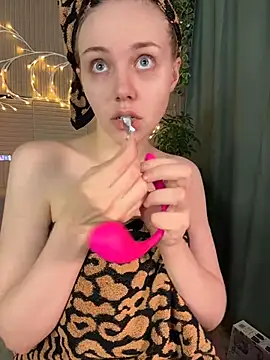 PollyVinice online show from 07/01/26, 06:51