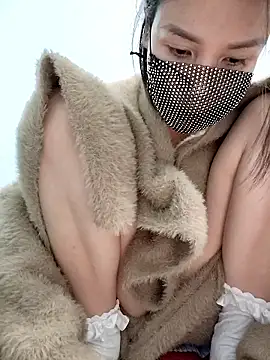 Snapshot of simsim-00 chatting on 11/29/25, 01:25 simsim-00 online show from 11/29/25, 01:25